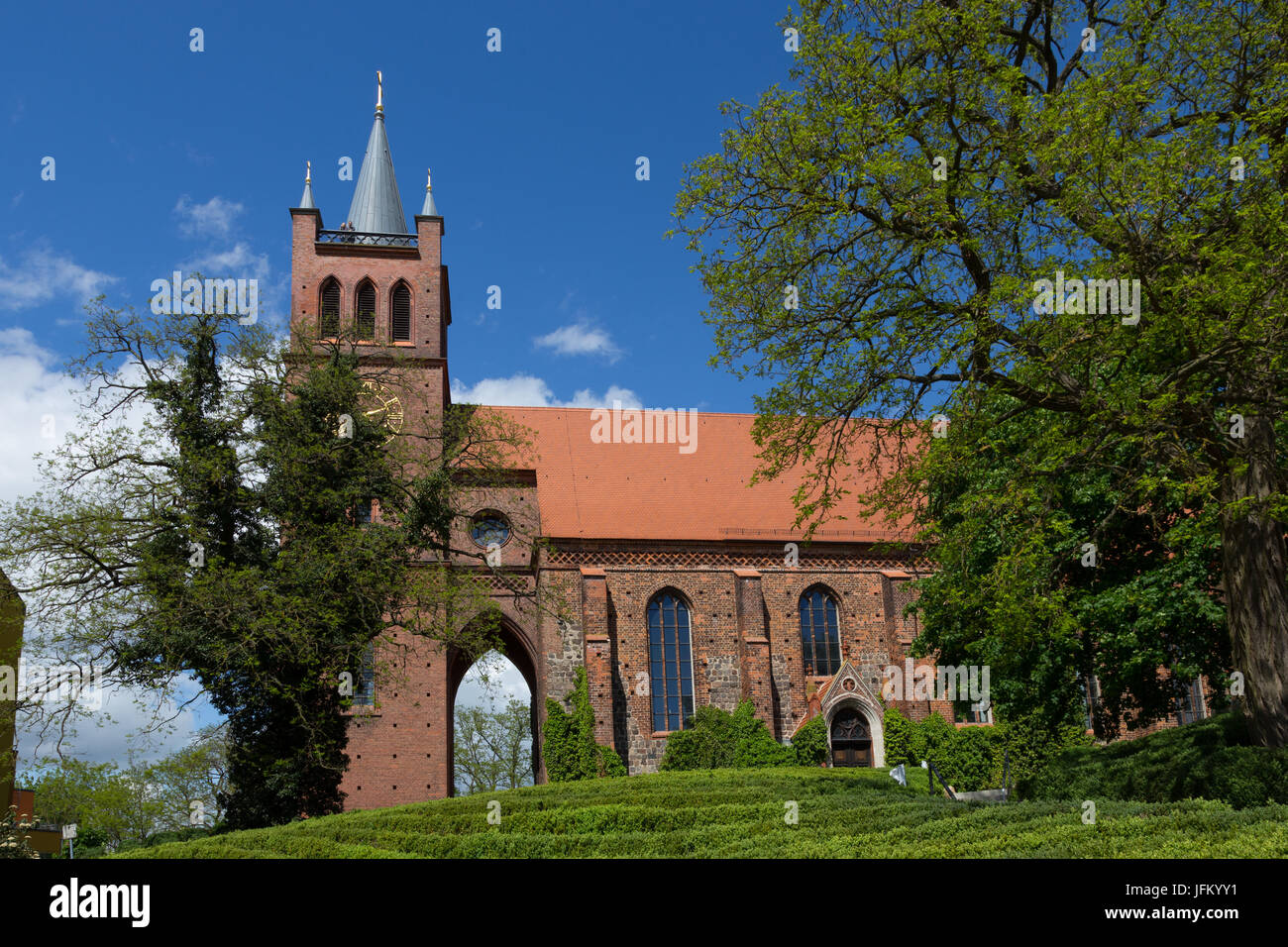 Iglesia de la ciudad de Muencheberg Foto de stock