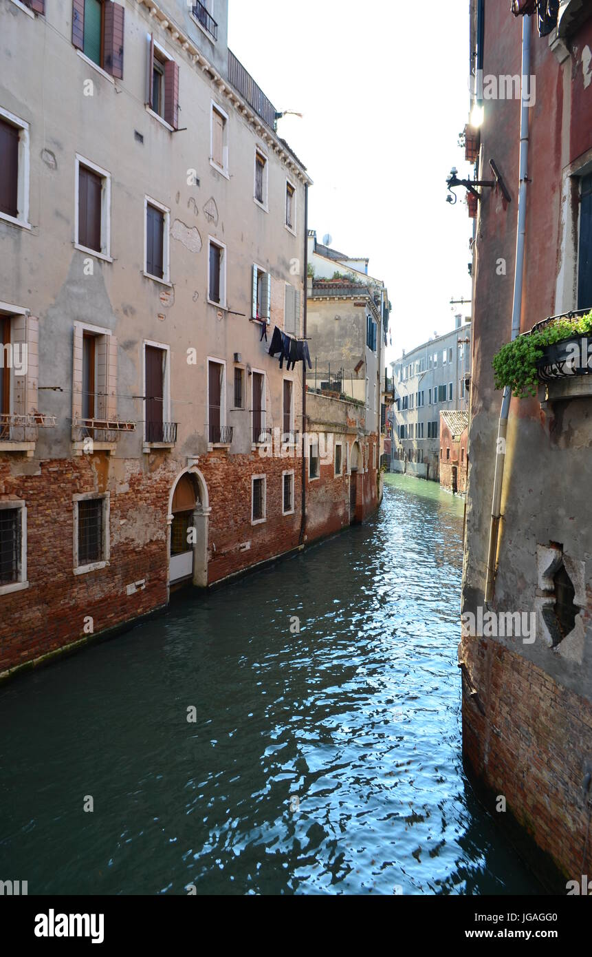 Vista vertical del Canal de Venecia, Italia Foto de stock