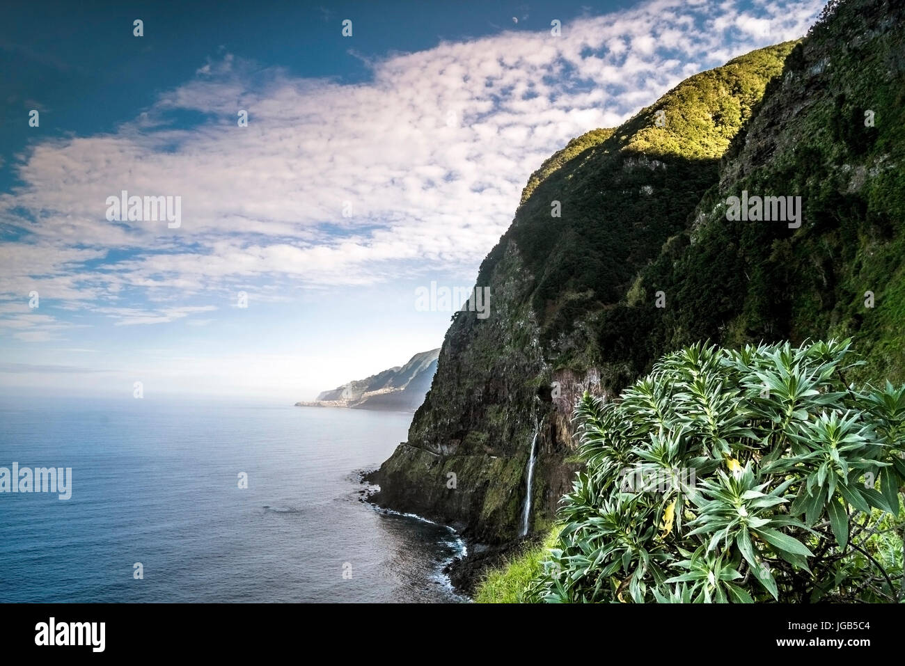 Hermosa de la costa de la isla de Madeira, Portugal Foto de stock