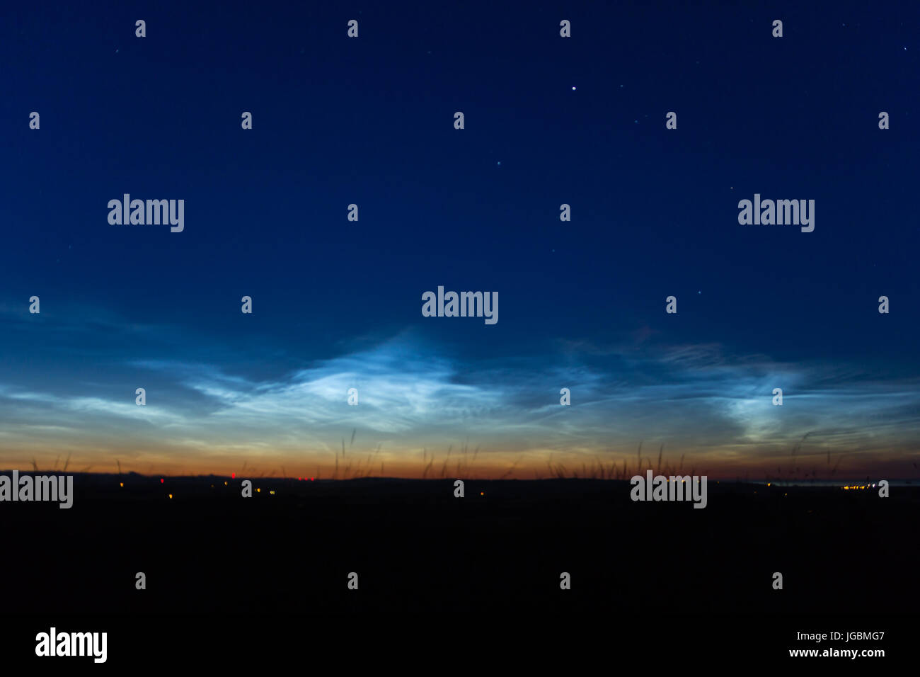 Nubes cerca Noctilucent Redford, Angus Foto de stock