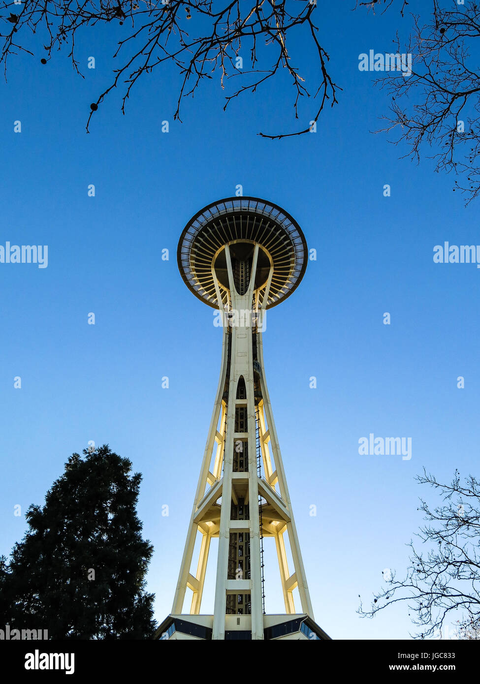 La Aguja Espacial de Seattle - Una Perspectiva Diferente Foto de stock