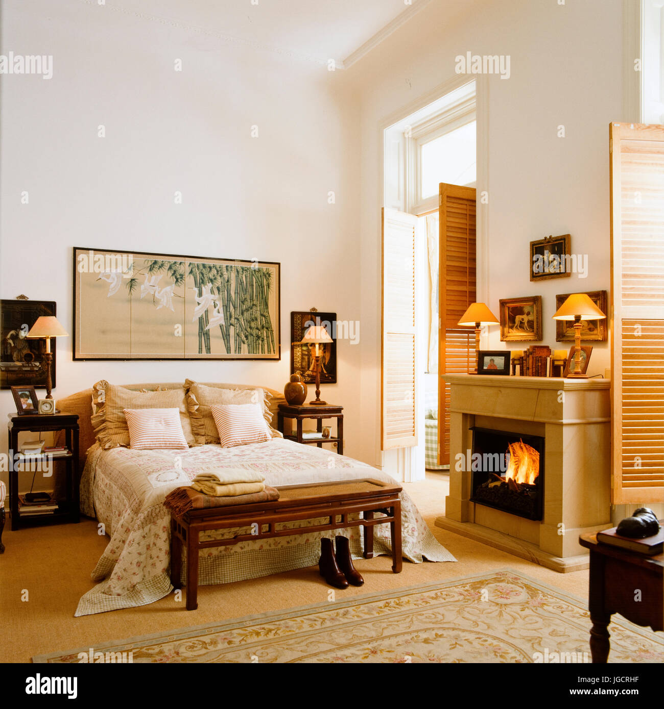 Dormitorio de estilo oriental Fotografía de stock - Alamy