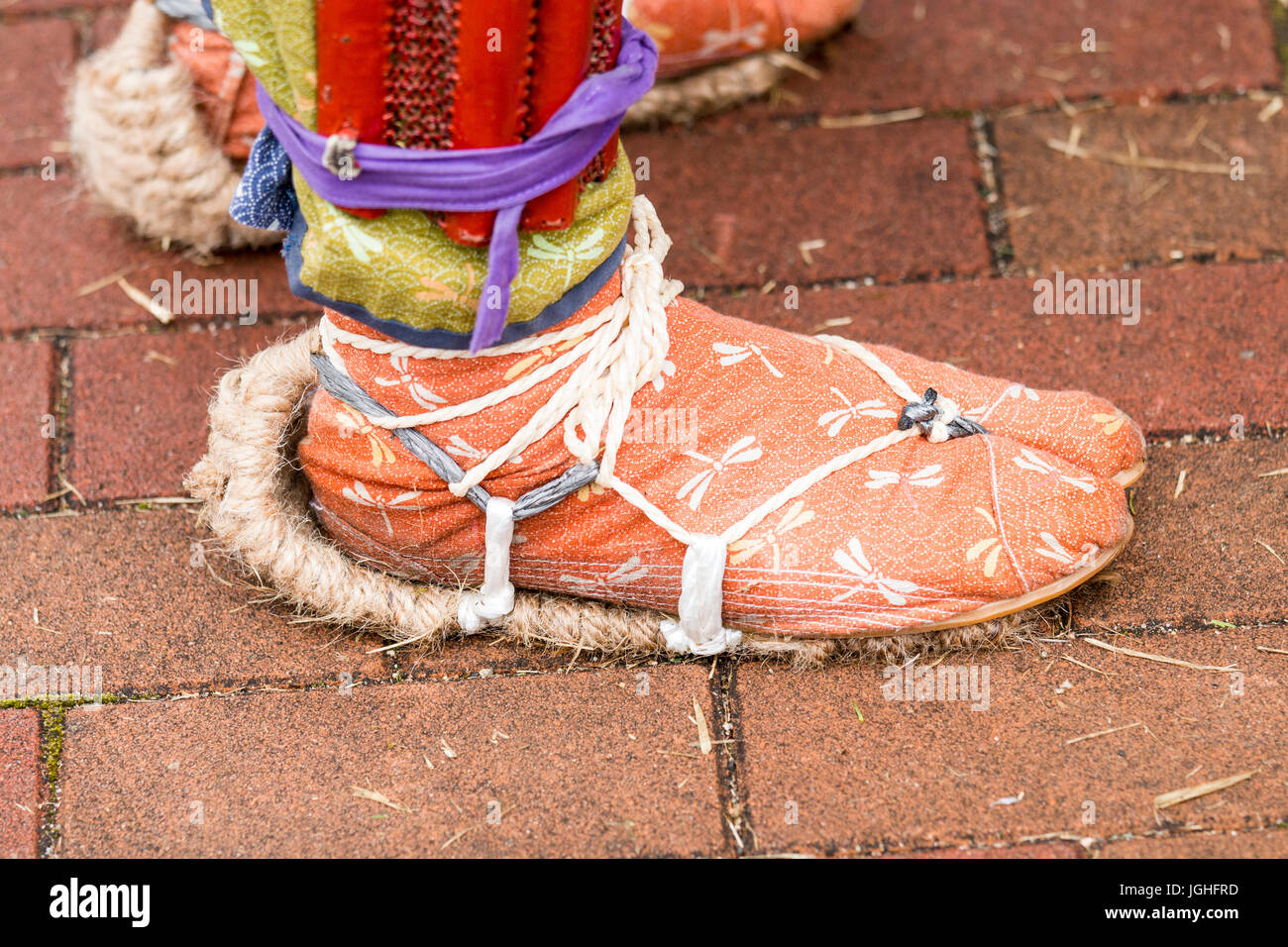 Japón, Tatsuno. Abril Festival. Cerca de samurai, calzado, Waraji sandalia  de paja Fotografía de stock - Alamy