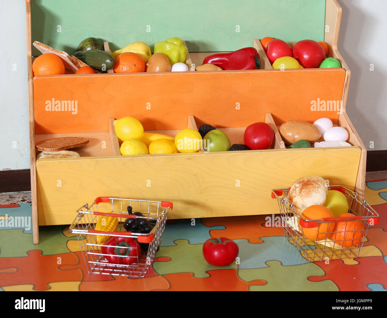 frutas de plastico para niños