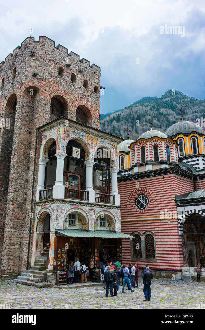 El Monasterio de San Iván de Rila (Monasterio de Rila), fundada en el siglo 10, Bulgaria está más famoso monasterio. Foto de stock