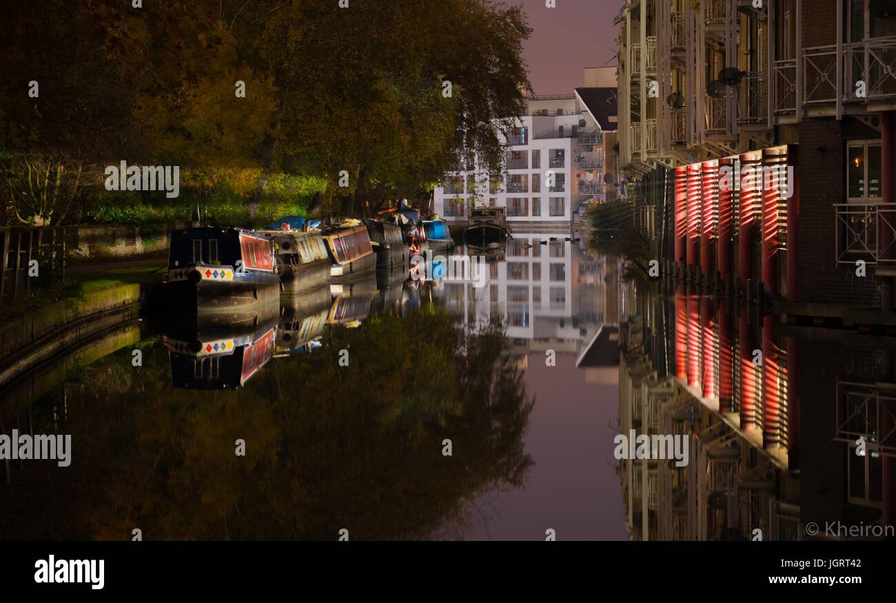 Grand Union Canal - Londres Foto de stock