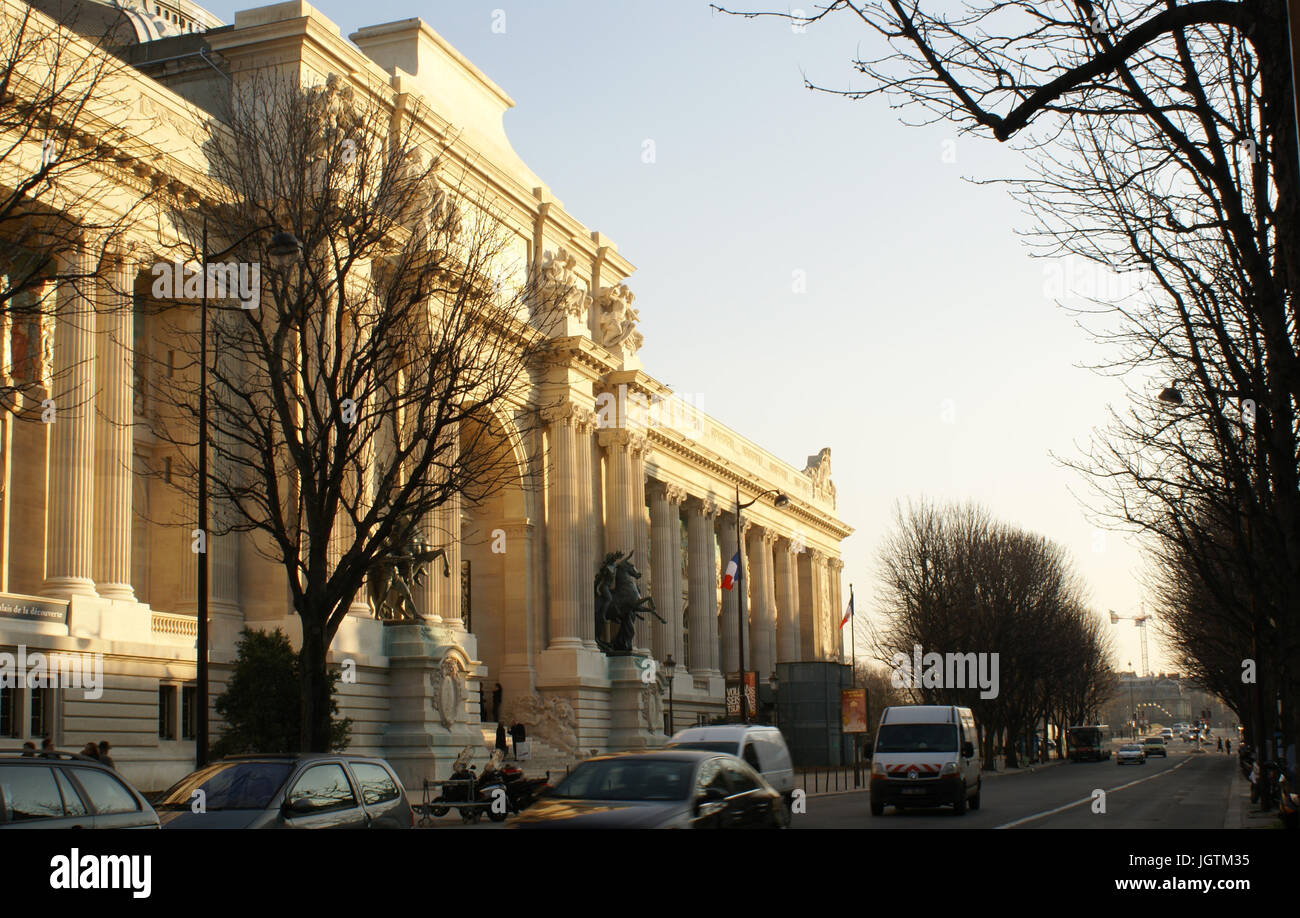 El Petit Palais, en la avenida Winston Churchill, 8° arrondissement, Ile-de-France, París, Francia Foto de stock