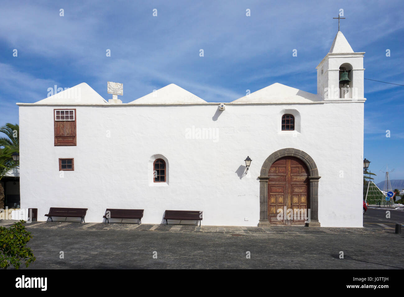 Iglesia de San Roque en Tinajo, Lanzarote, Islas Canarias, Europa Foto de stock