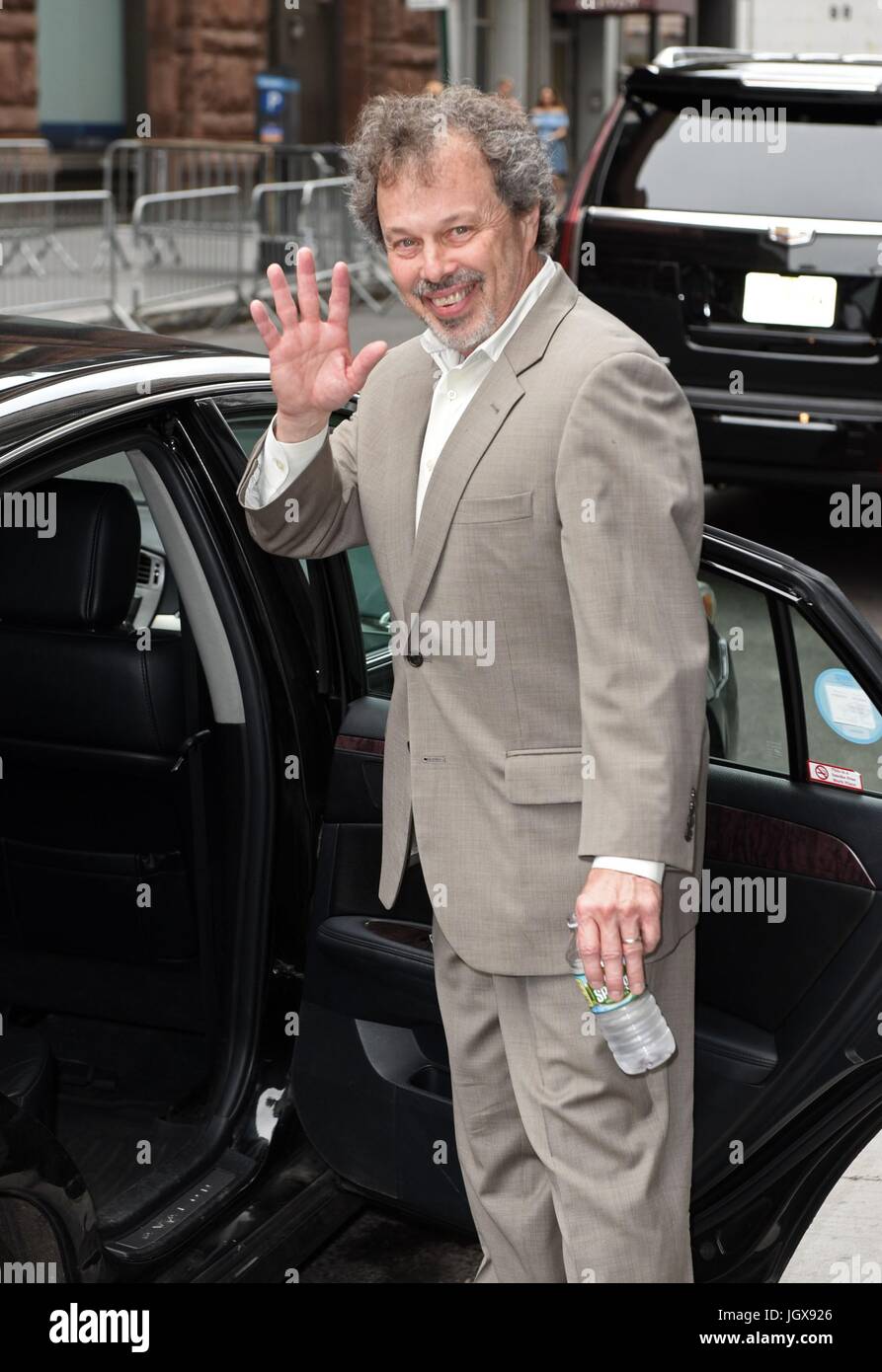 Nueva York, NY, EUA. 11 de julio de 2017. Curtis Armstrong, la promoción de su nuevo libro "La Venganza de los Nerd: o. La singular aventuras del hombre que sería Booger' y acerca del Celebrity Candids - TUE, Nueva York, NY el 11 de julio de 2017. Crédito: Derek tormenta/Everett Collection/Alamy Live News Foto de stock