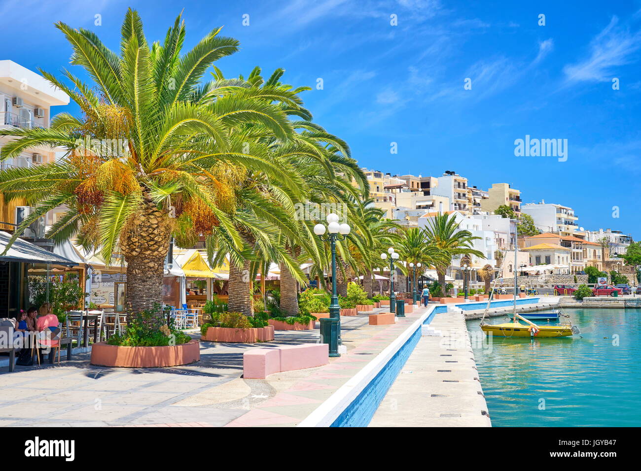 Paseo en Sitia, en la isla de Creta, Grecia Foto de stock