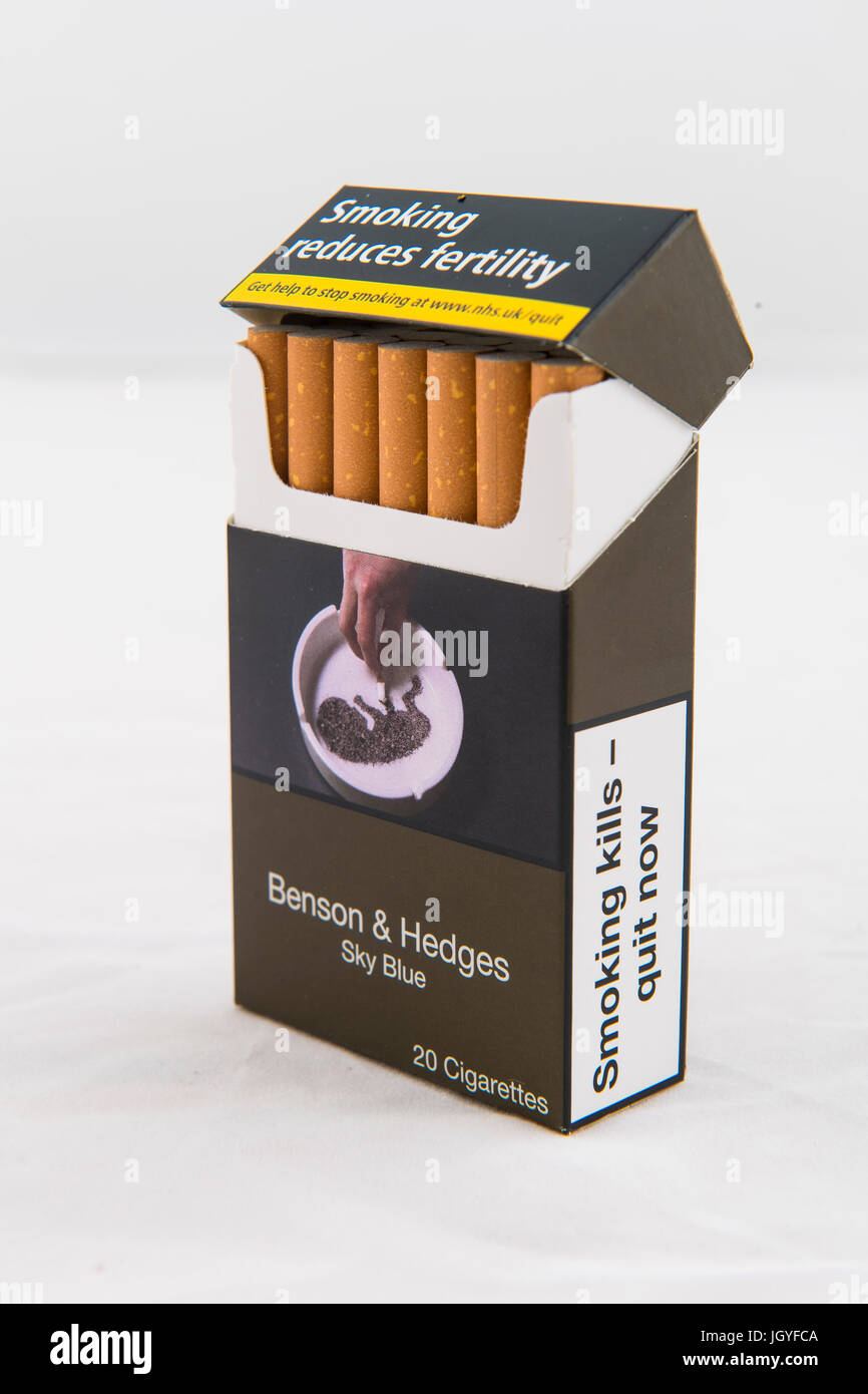 Plain uk cajetillas de cigarrillos Foto de stock