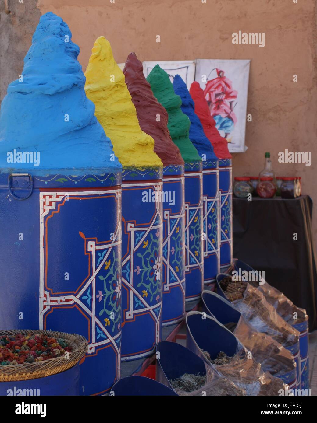 En la pantalla de especias en los zocos de Marrakech, Marruecos Foto de stock