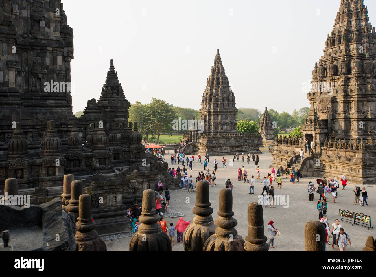 Prambanan, templo hindú del siglo IX, compuesto de Java indonesia de Yogyakarta. Foto de stock