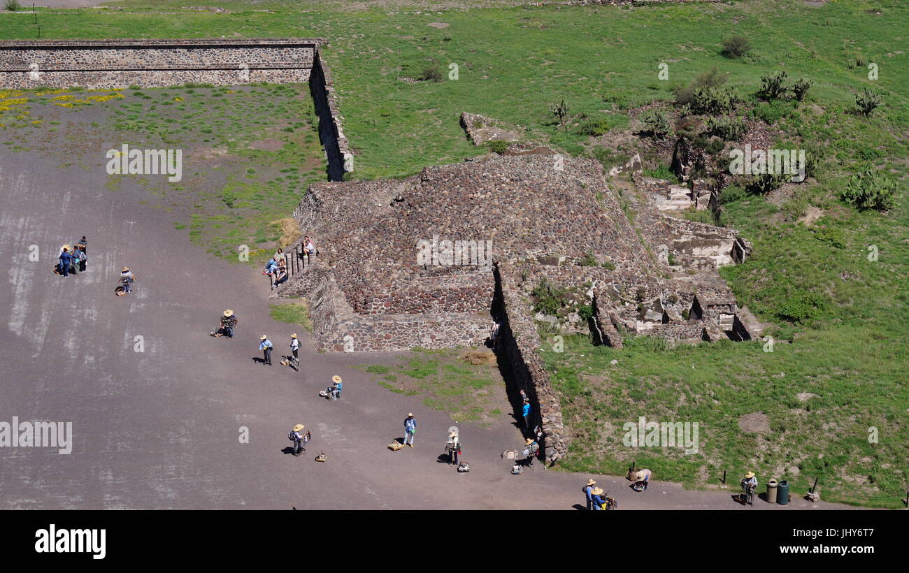 Teotihuacán ciudad de los dioses, hermosa arquitectura y la belleza de la cultura mexicana que le dejará sin palabras al contemplar las pirámides de la... Foto de stock