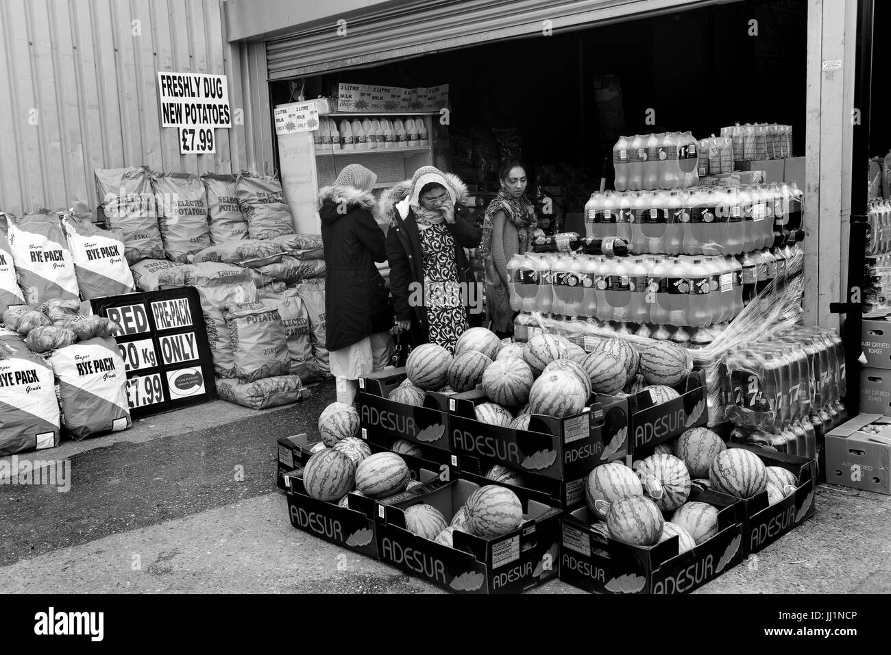 Tienda en Smethwick Copes patatas - Midlands Ltd Efectivo y llevar mayorista en Smethwick, Inglaterra Foto de stock
