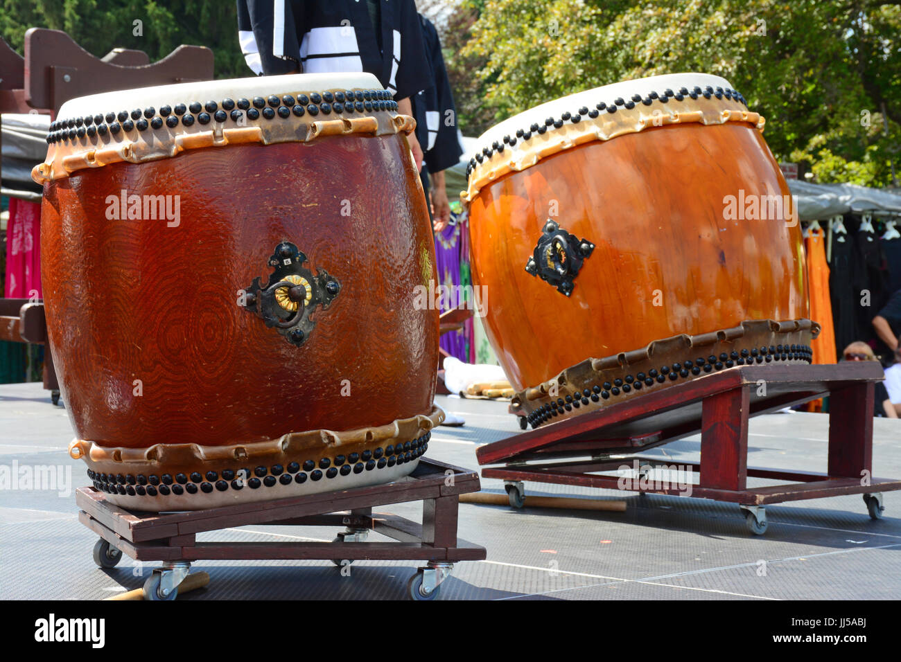 Tambores japoneses tradicionales fotografías e imágenes de alta