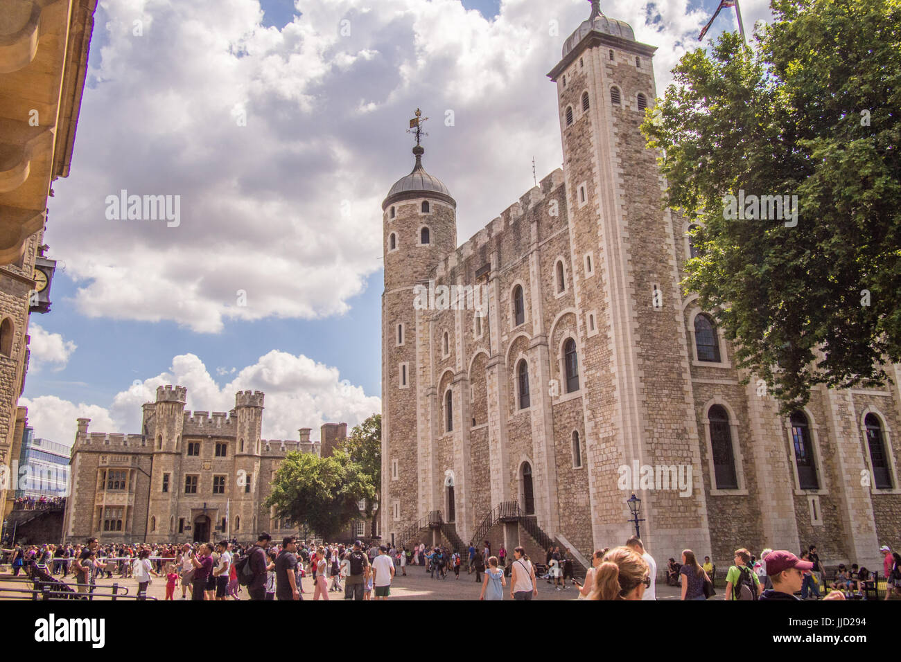 Torre blanca en la Torre de Londres. Foto de stock