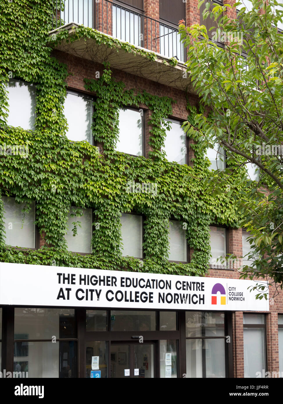 El edificio del Centro de Enseñanza Superior en City College Norwich