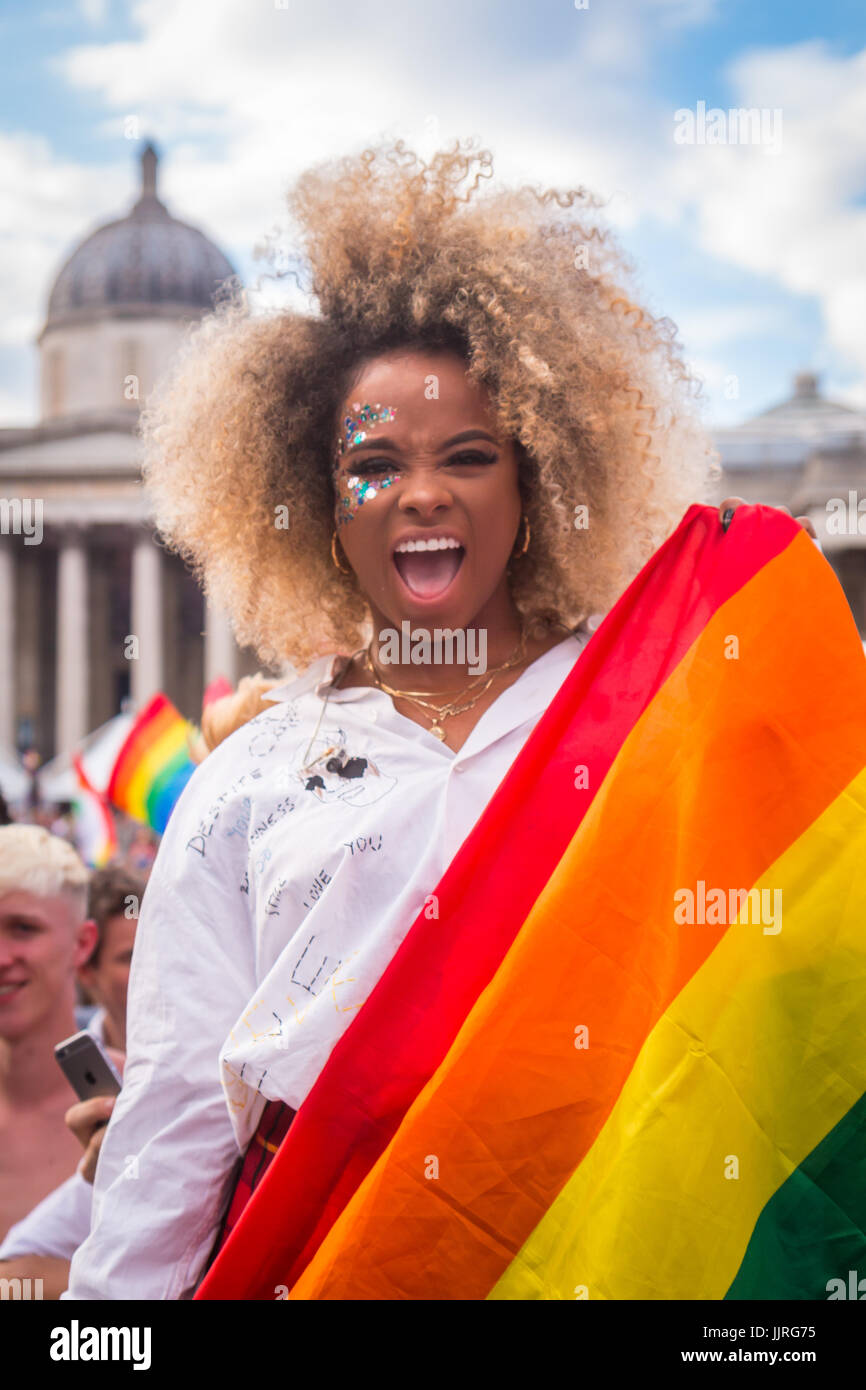 Fleur East en Pride en Londres 2017 Foto de stock