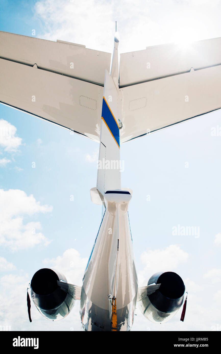 En la cola de un avión Learjet C-21. Foto de stock