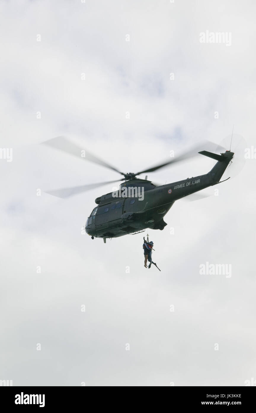 French air force puma helicopter fotografías e imágenes de alta resolución  - Alamy