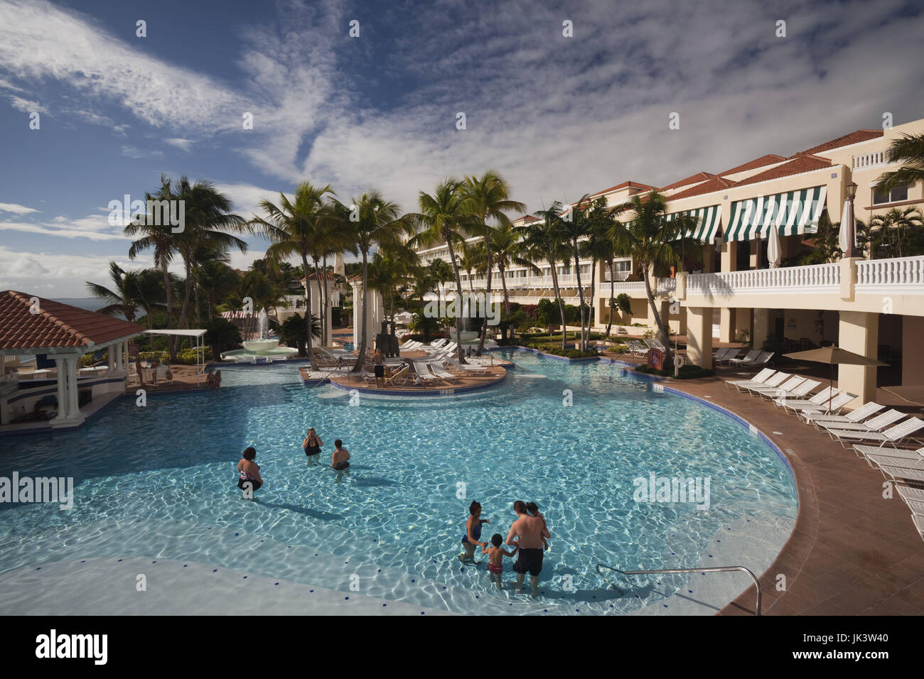 Puerto Rico, en la costa oriental, Fajardo, El Conquistador Resort Hotel,  piscina Fotografía de stock - Alamy