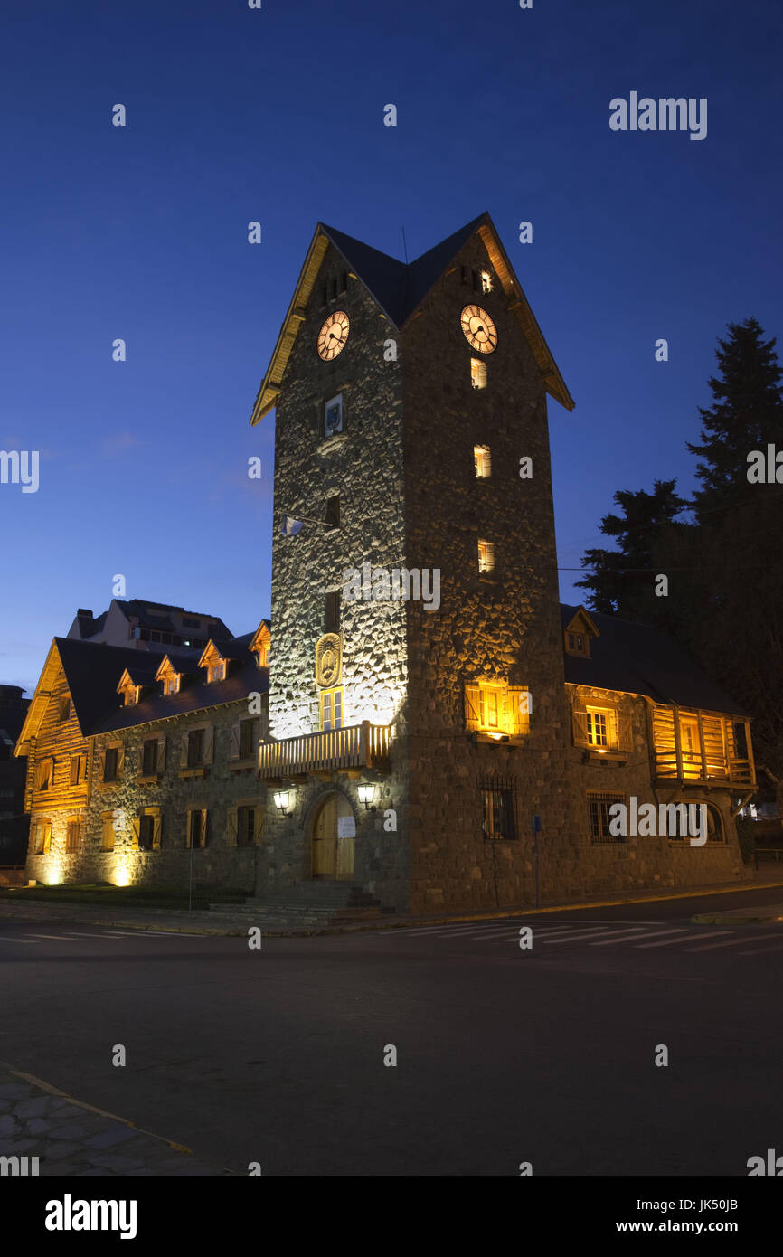 Argentina, Provincia de Río Negro, Lake District, San Carlos de Bariloche, el Centro Cívico de edificios, alba Foto de stock