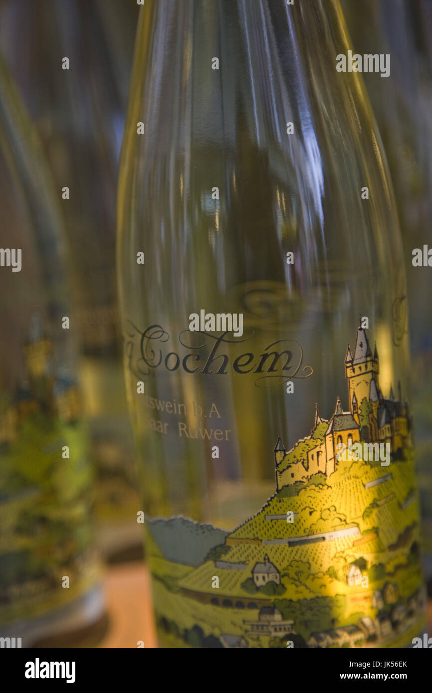 despierta Miserable Rústico Souvenir wine bottle fotografías e imágenes de alta resolución - Alamy