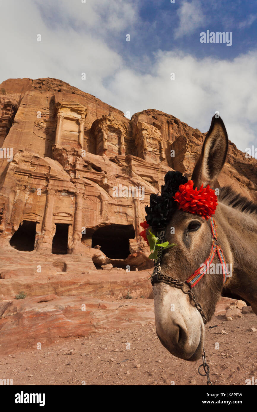 Jordania, Petra-Wadi Musa, la antigua ciudad de Petra, Nabateo Tumbas Reales Foto de stock