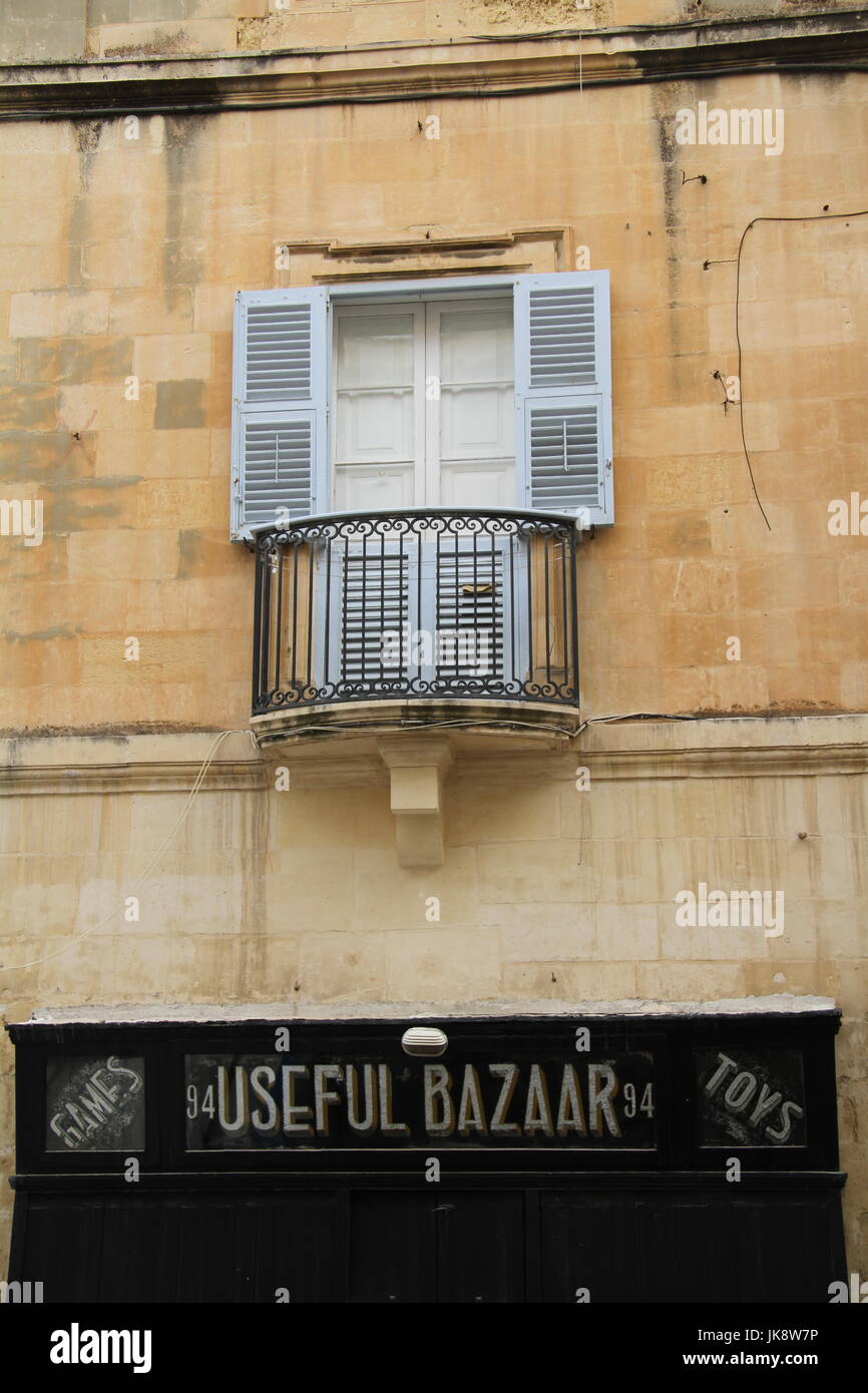 Útil Bazaar, Valetta Foto de stock