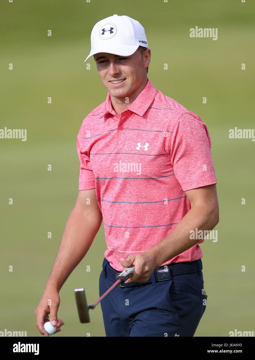 jordan spieth pink shirt