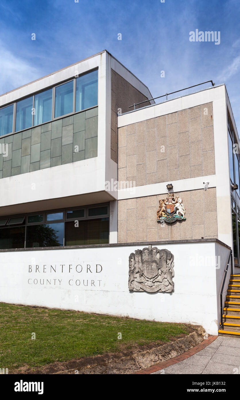 Brentford tribunal de condado y el Tribunal de Familia Foto de stock