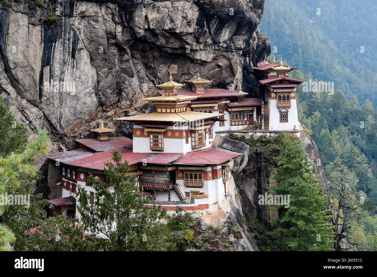 Paro Taktsang: el monasterio de Tiger's Nest - Bután Foto de stock