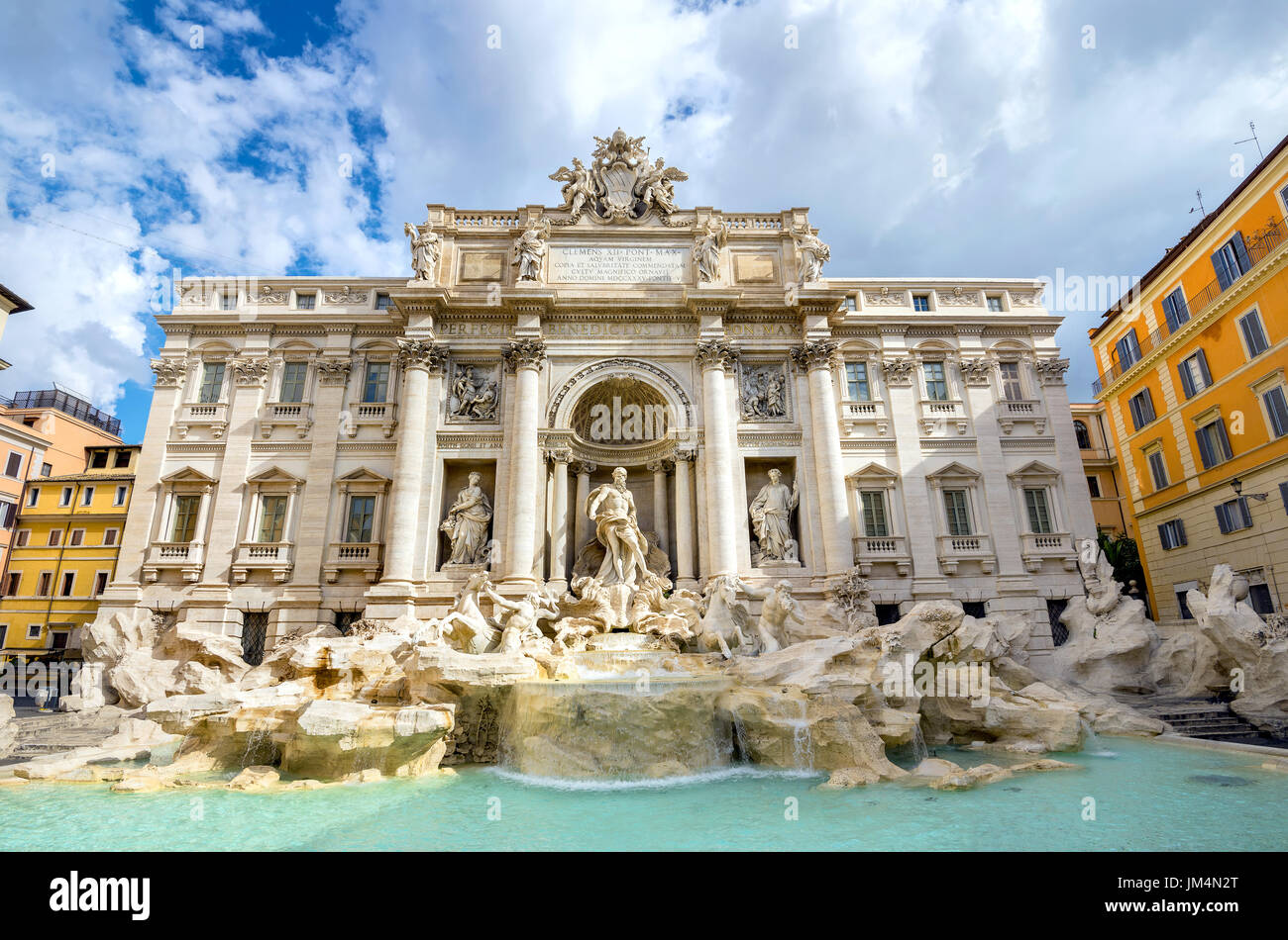 Famosa Fuente de Trevi en Roma. Italia Foto de stock