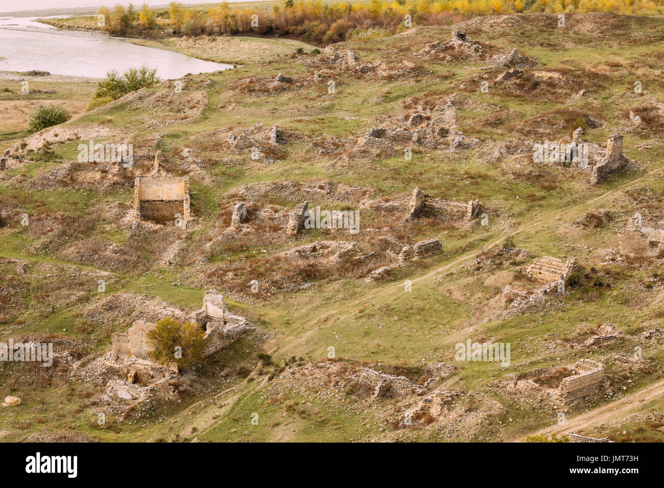 Uplistsikhe, la región de Shida Kartli, Georgia. Restos de un asentamiento medieval en el noroeste de suburbios de Uplistsikhe. Siglo X de nuestra era. La UNESCO Foto de stock