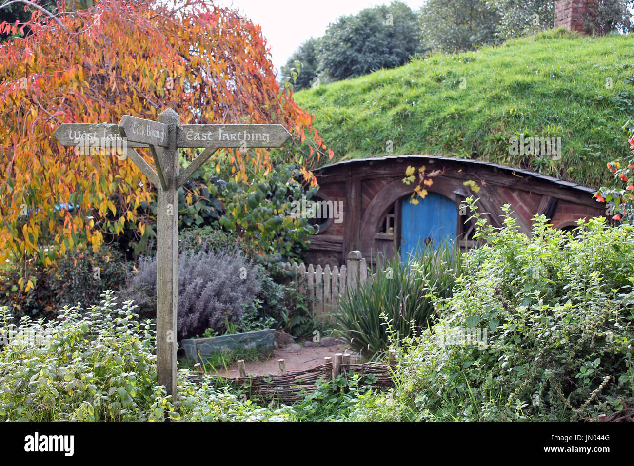 Un Hobbit Casa de Hobbiton Movie Set, como se muestra en la película El Señor de los Anillos. Foto de stock