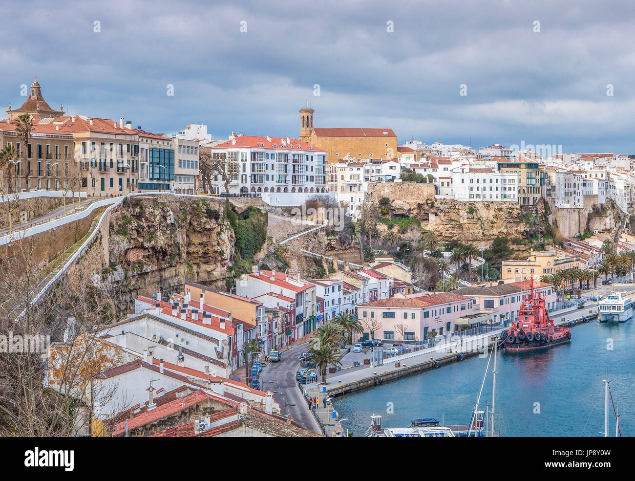 España Islas Baleares, la isla de Menorca, el horizonte de la ciudad de Mao, Foto de stock