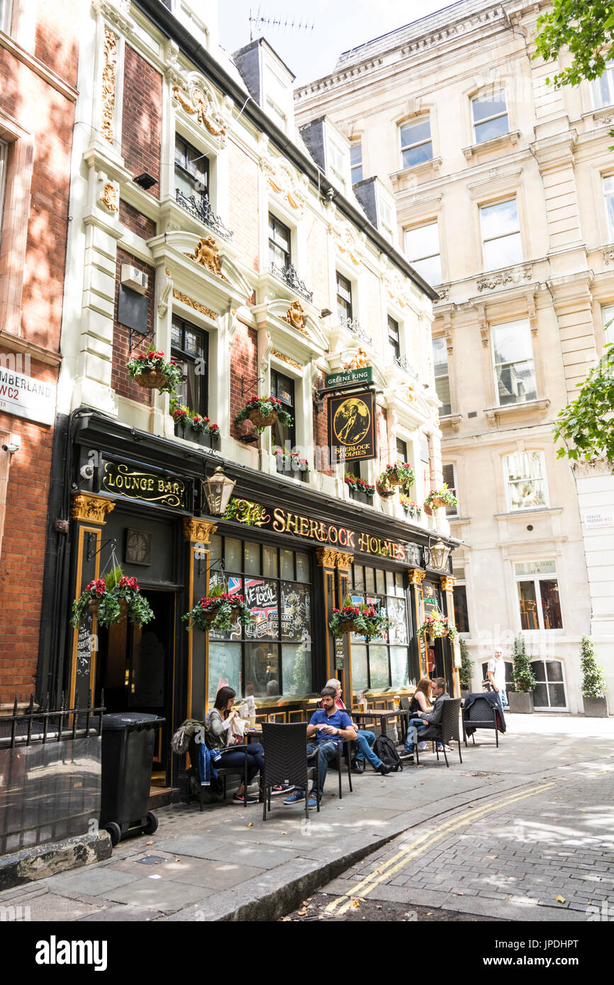 El Sherlock Holmes Public House & Restaurant en Northumberland Street, Londres, WC2, REINO UNIDO Foto de stock