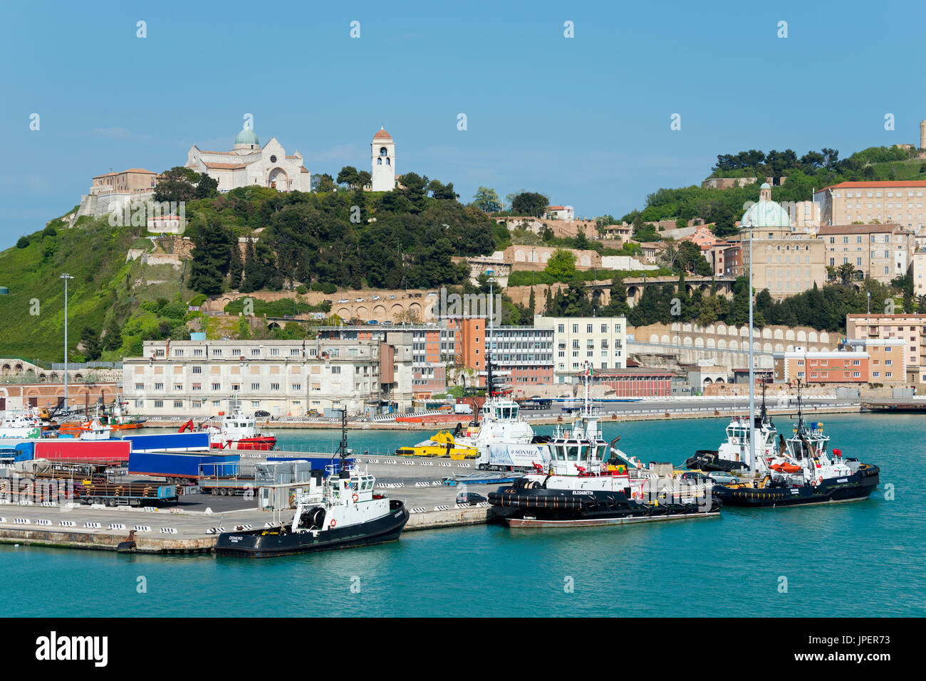 El puerto de Ancona, región de Marche, Italia Fotografía de stock - Alamy