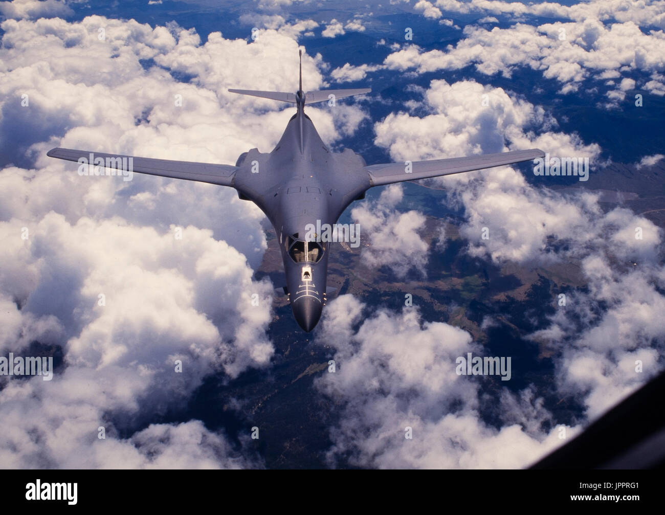 La Fuerza Aérea de los EE.UU supersónico Lancer bombardero B-1 en vuelo. Foto de stock