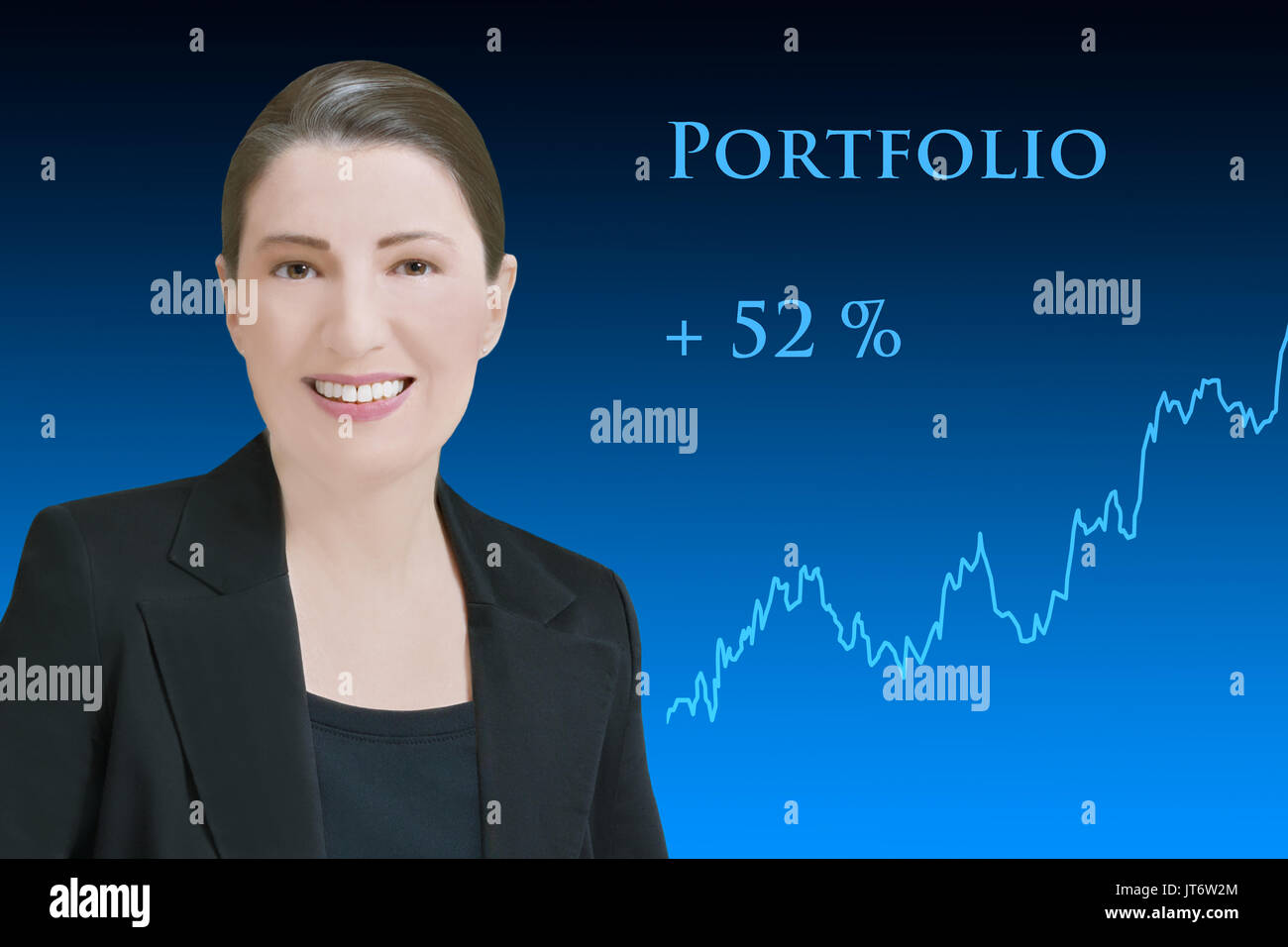 Robo-hembra advisor, amable sonriente mujer artificial delante del telón de fondo azul con un gráfico ascendente hacia arriba, mostrando la gestión de activos rentables Foto de stock