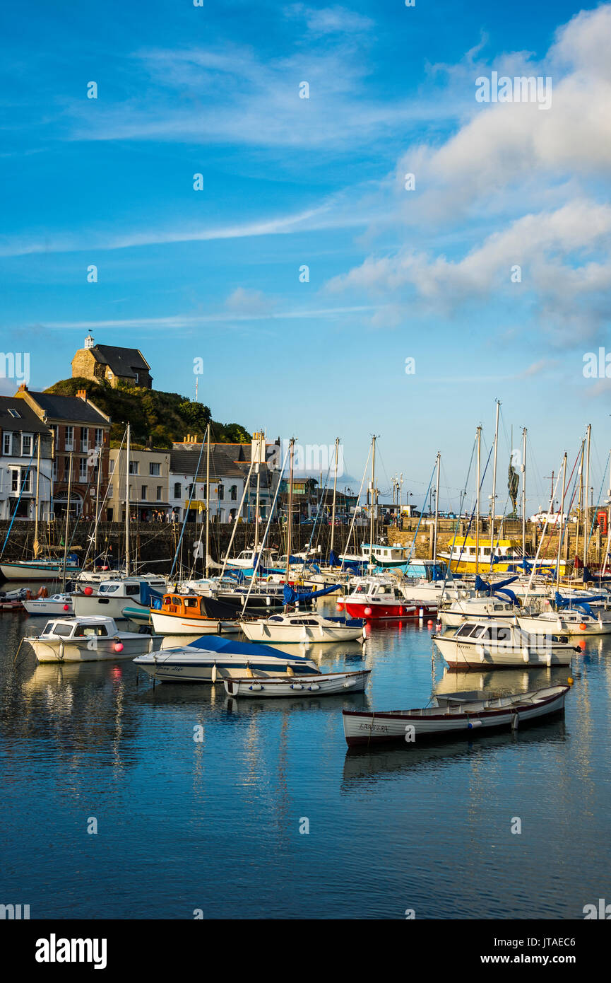 Puerto Boat de Ifracombe, North Devon, Inglaterra, Reino Unido, Europa Foto de stock