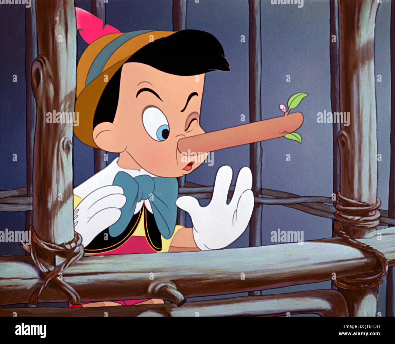 Pinocchio pinocchio 1940 fotografías e imágenes de alta resolución - Alamy