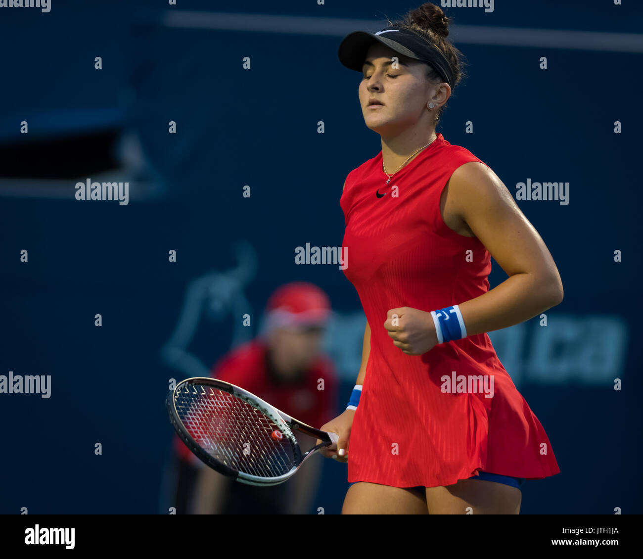 Toronto, Canadá. El 8 de agosto, 2017. Bianca Andreescu de Canadá en el 2017  Rogers Cup torneo de tenis WTA Premier 5 © Jimmie48 Fotografía/Alamy Live  News Fotografía de stock - Alamy