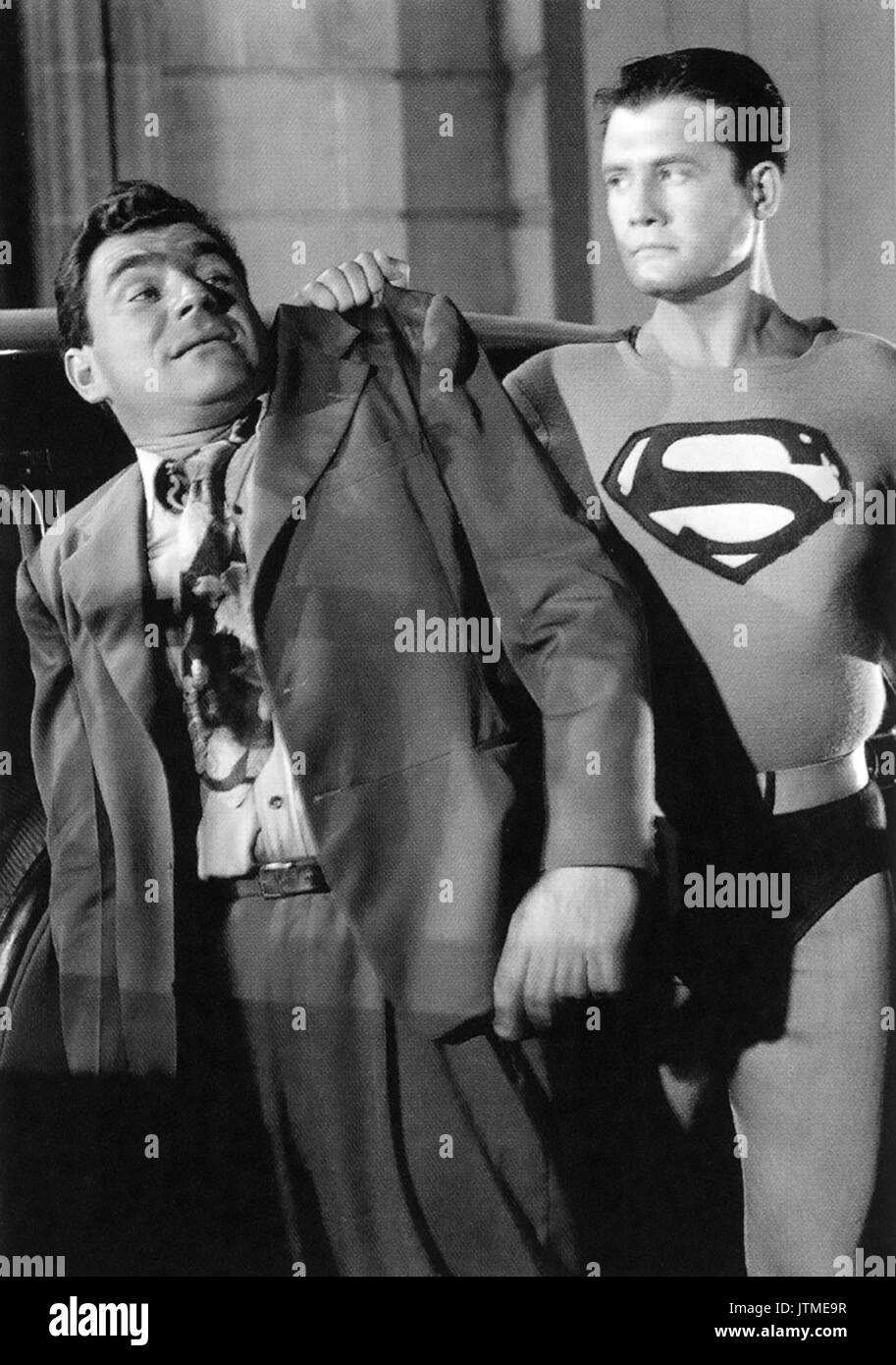 Las Aventuras de Superman Warner Bros 1952-1958 series de televisión con  George Reeves a la derecha Fotografía de stock - Alamy