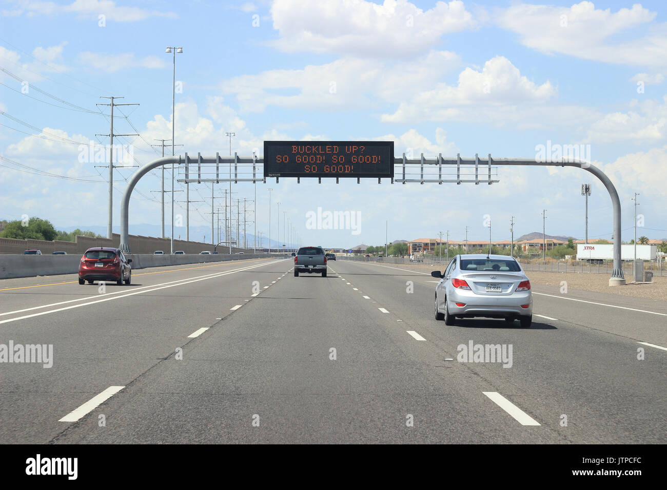 Conduciendo por la autopista I-!7 en Phoenix, Arizona. Foto de stock