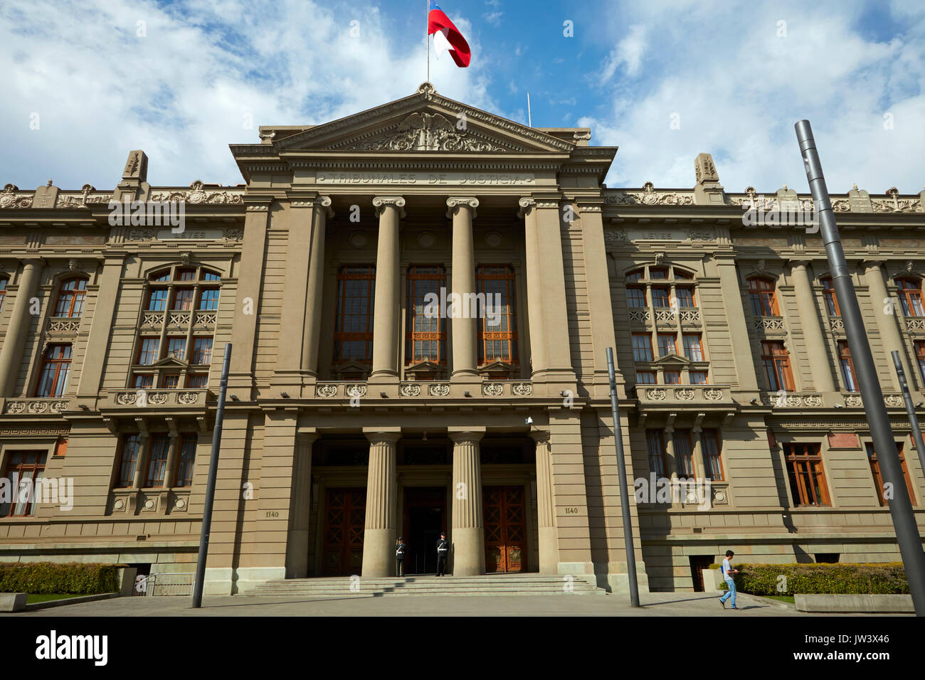 Palacio de los Tribunales de Justicia de Santiago, la Plaza Montt-Varas, Santiago de Chile, Sudamérica Foto de stock
