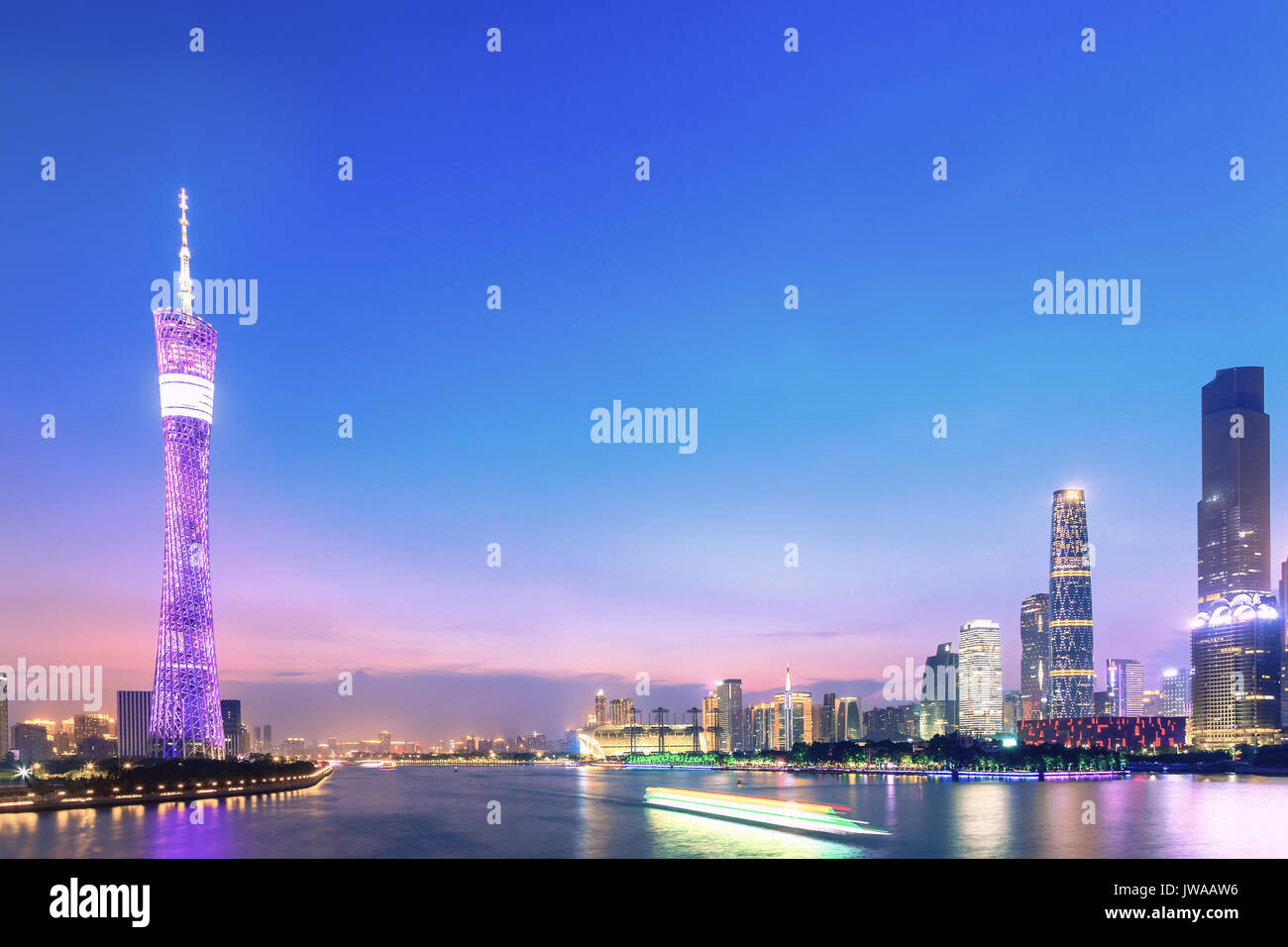 Vista nocturna de la ciudad de Guangzhou Foto de stock