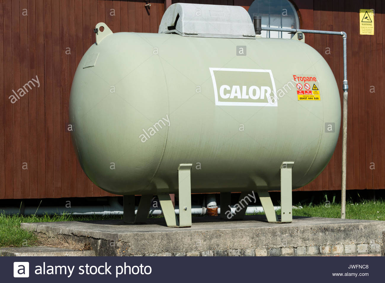 Tanque De Gas De Calor Por Encima Del Suelo Fotos e Imágenes de stock