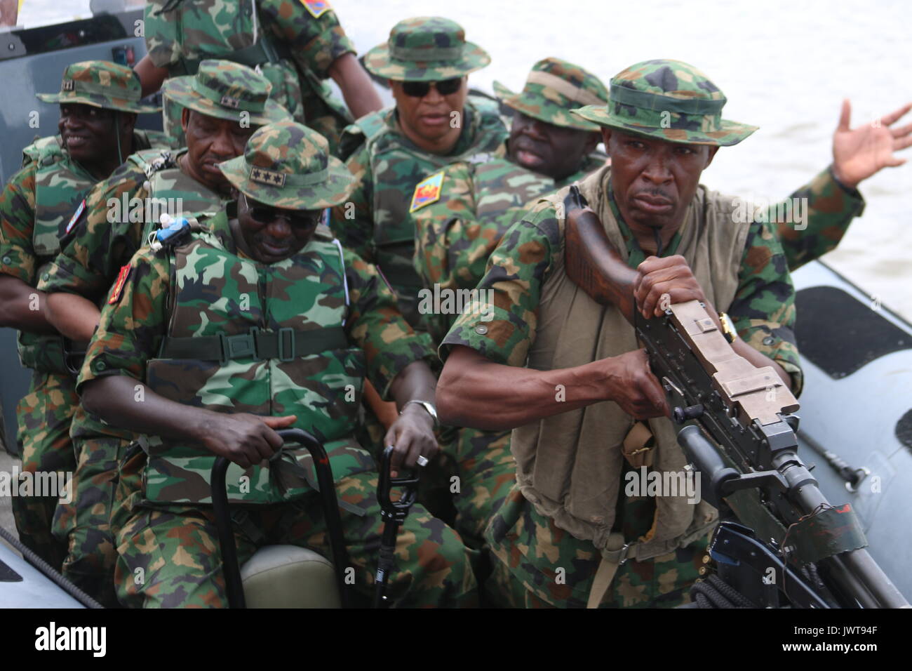 Operación del ejército nigeriano en el Delta del Níger, Foto de stock